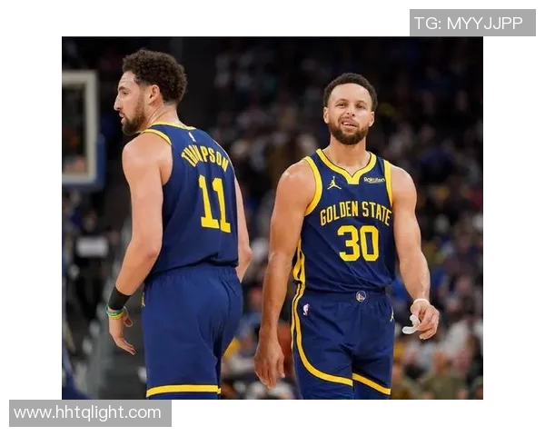 勇士主场球馆的传奇故事与球迷热情交织的篮球盛宴