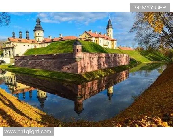 新城堡与阿德莱的对决解析：战术较量与球员表现的全面分析